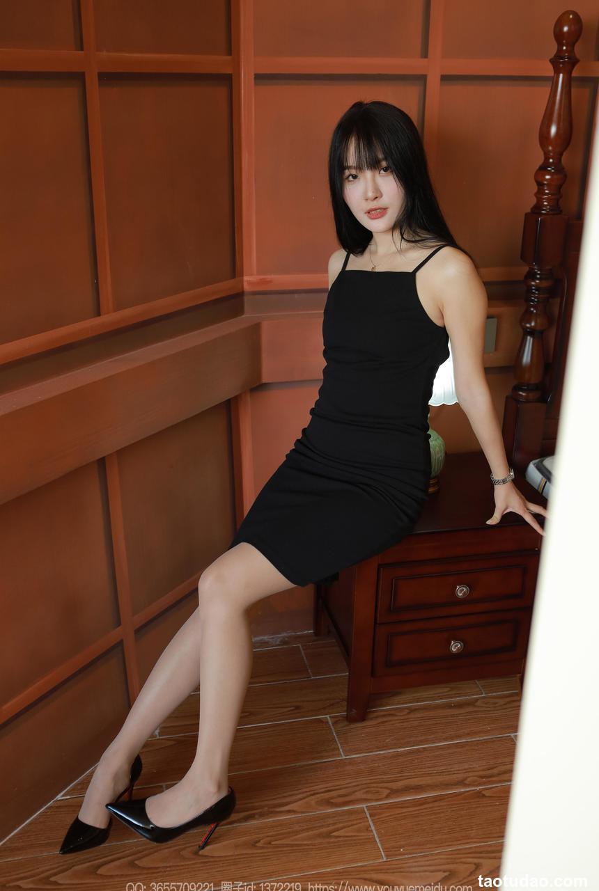 [IESS异思趣向] 2024.09.22 丝享家 1852 婉萍《黑色礼裙（上）》[93P-66.8M]