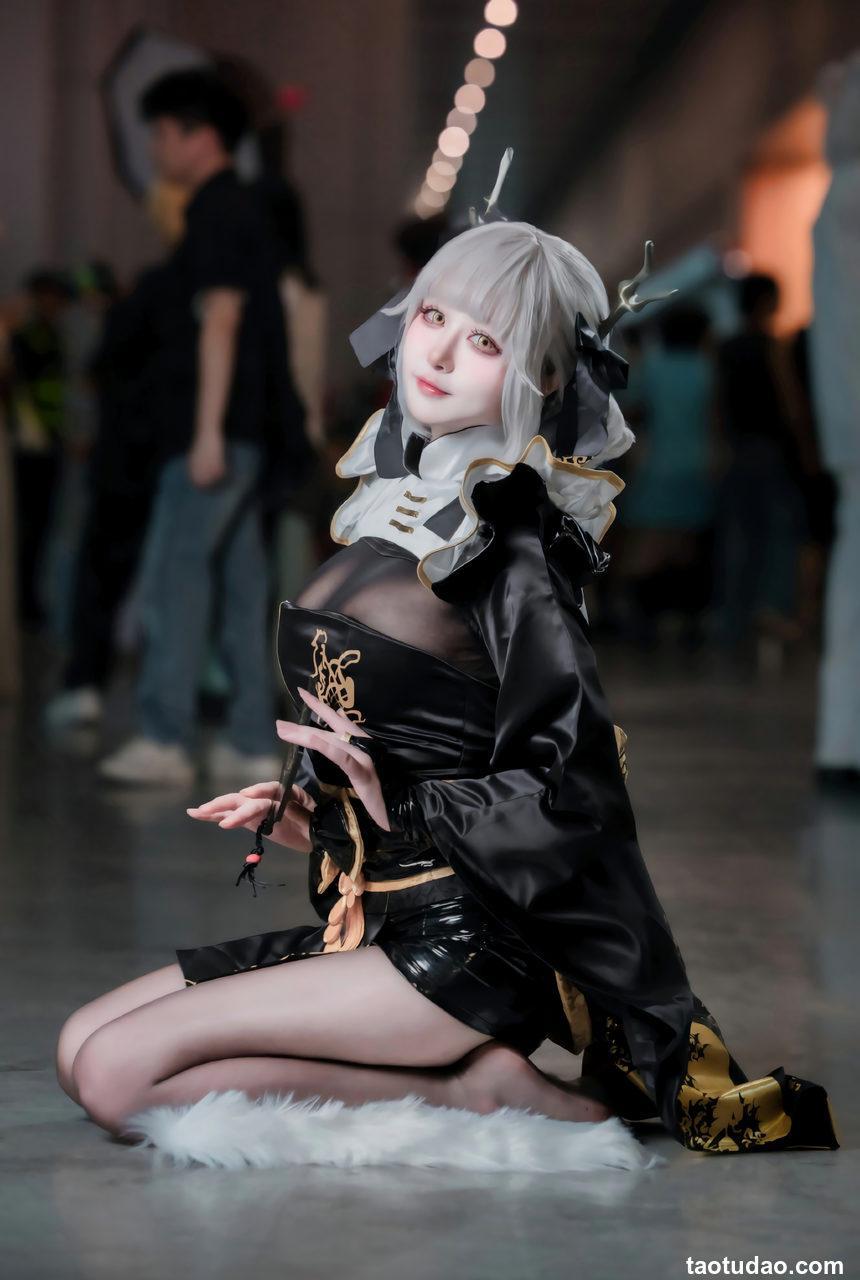 酒酿促织nya-布兰尔 白兔 [19P-225MB]