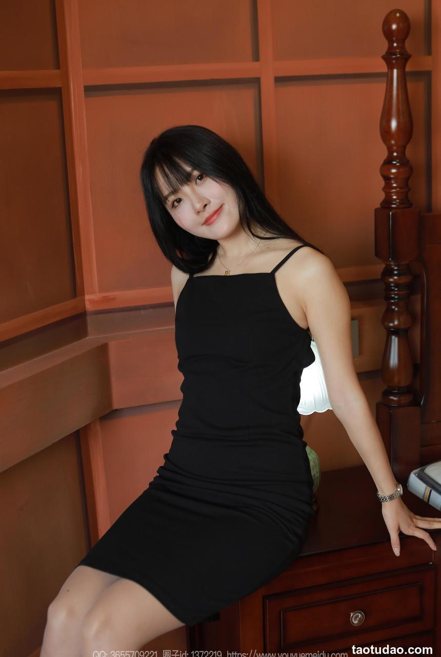 [IESS异思趣向] 2024.09.22 丝享家 1852 婉萍《黑色礼裙（上）》[93P-66.8M]