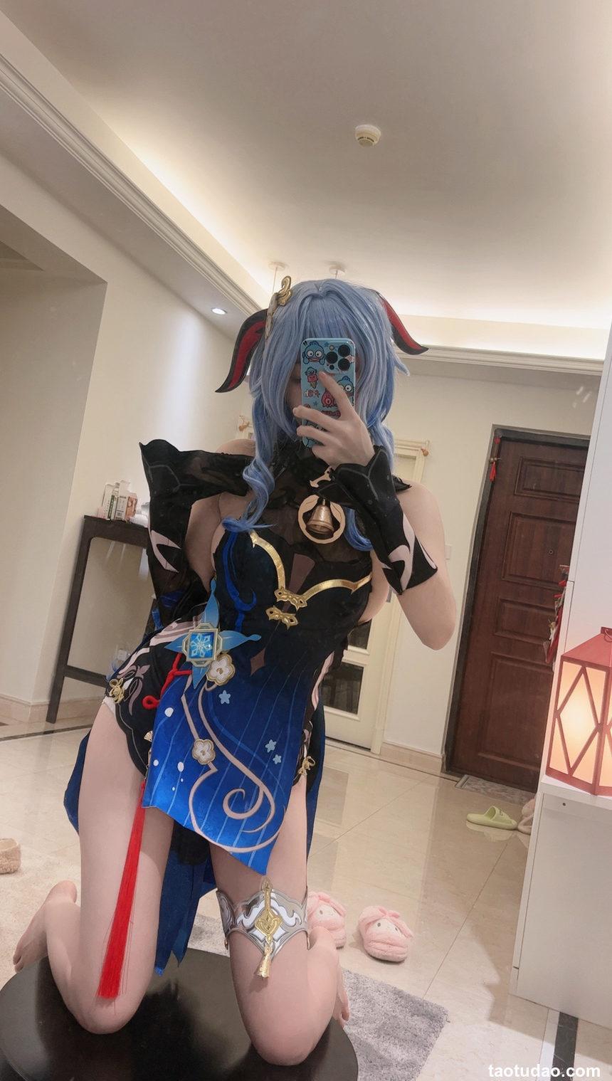 屑雪雪鸭-甘雨·新年[44P+2V-88MB]