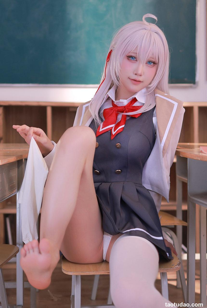 水淼aqua - 2024年11月fantia订阅 艾莉同学 [91P-139MB]