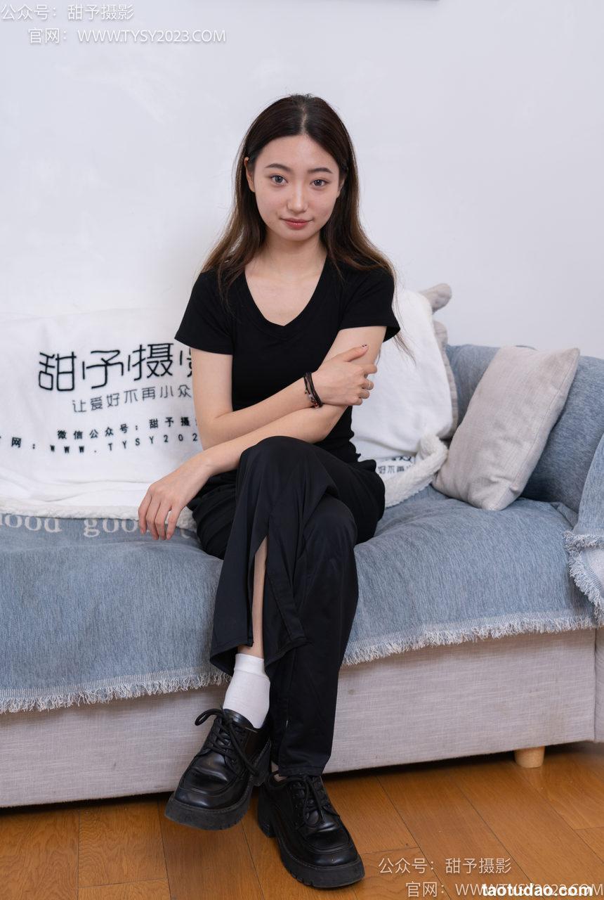 甜予摄影 NO.054 雪梨-皮鞋、白棉袜、肉丝[130P+2V／9.90GB]