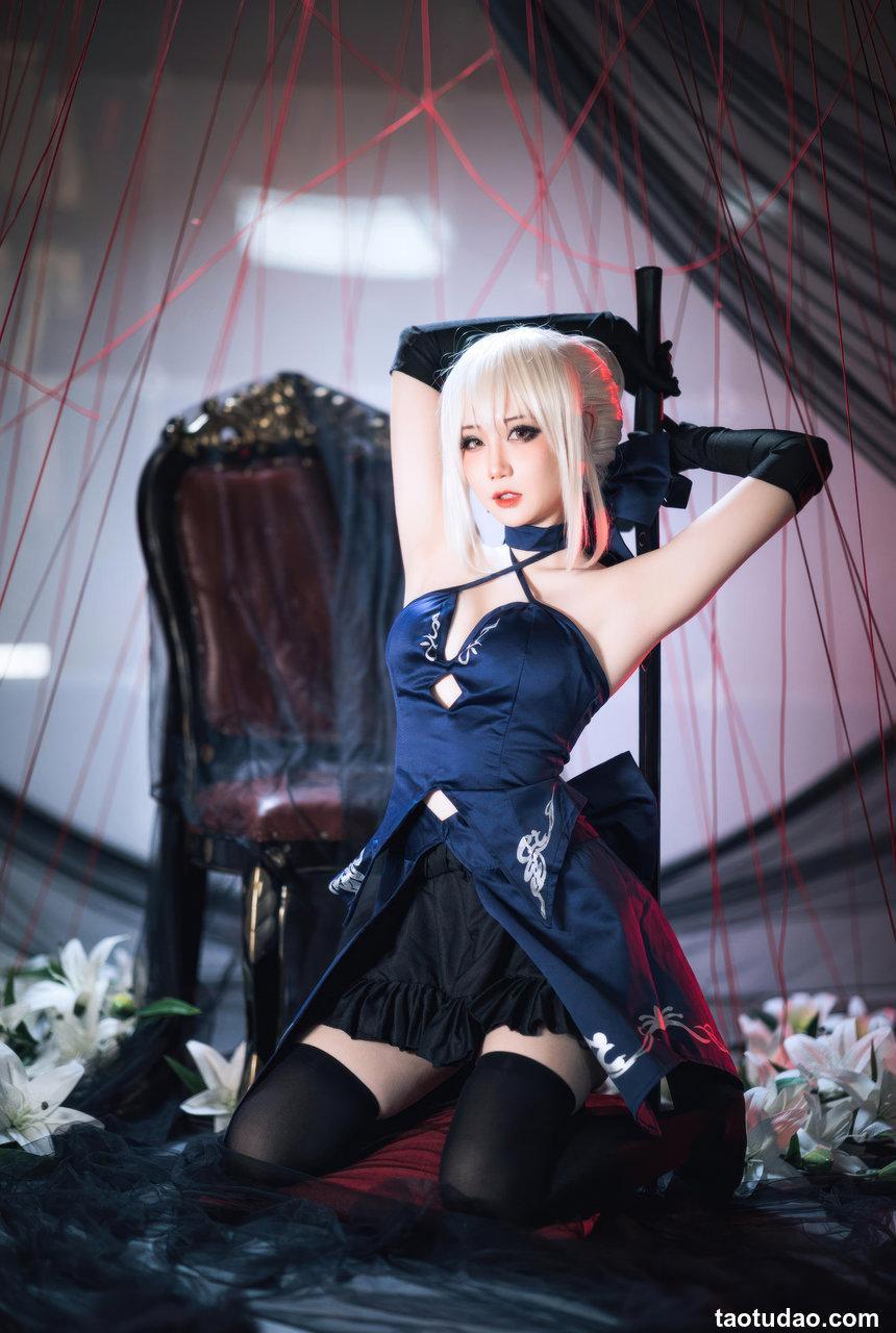 焖焖碳-FGO-黑Saber三破礼服[30P-182MB]