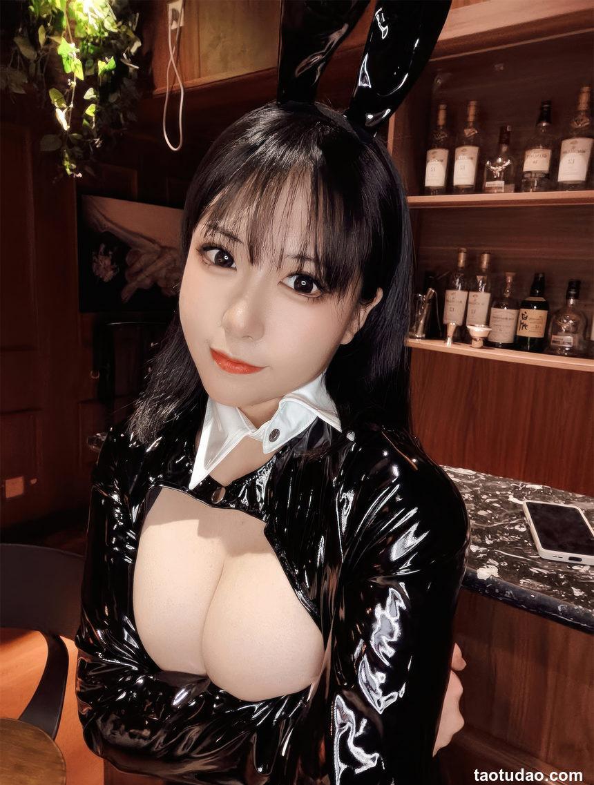 虎森森-白心兔兔[18P-175MB]