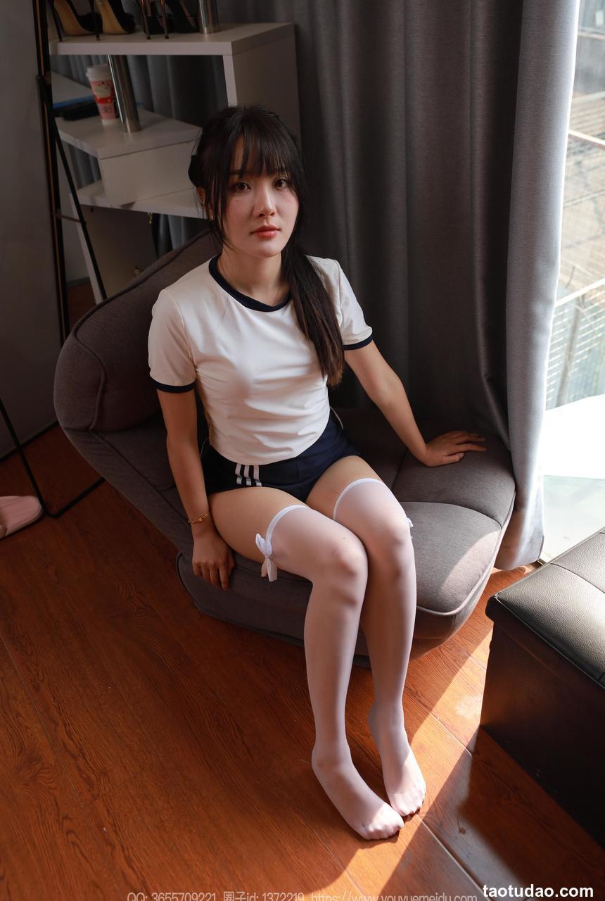 [IESS异思趣向] 2024.11.22 丝享家 1905 婉萍《阳光白丝（上）》[69P--65.1M]