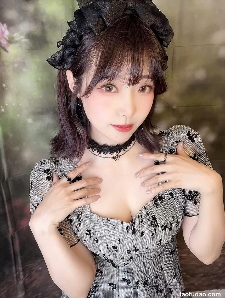 ElyEE子 –  2024年08月订阅 (3套)[110P-9V-743.6M]