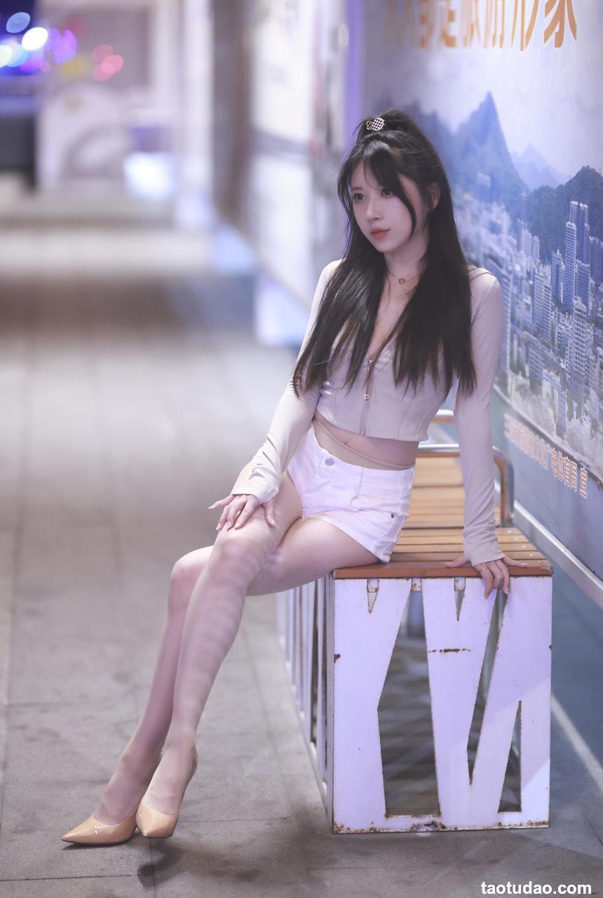 小女巫露娜 – 芳踪 [45P-601MB]