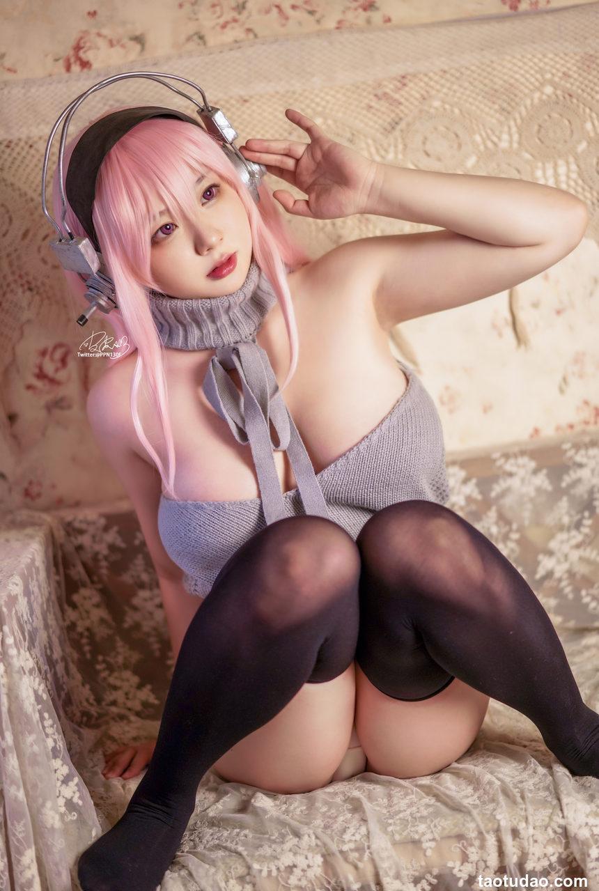 皮皮奶可可爱了啦-超级索尼子露背毛衣[25P-403MB]