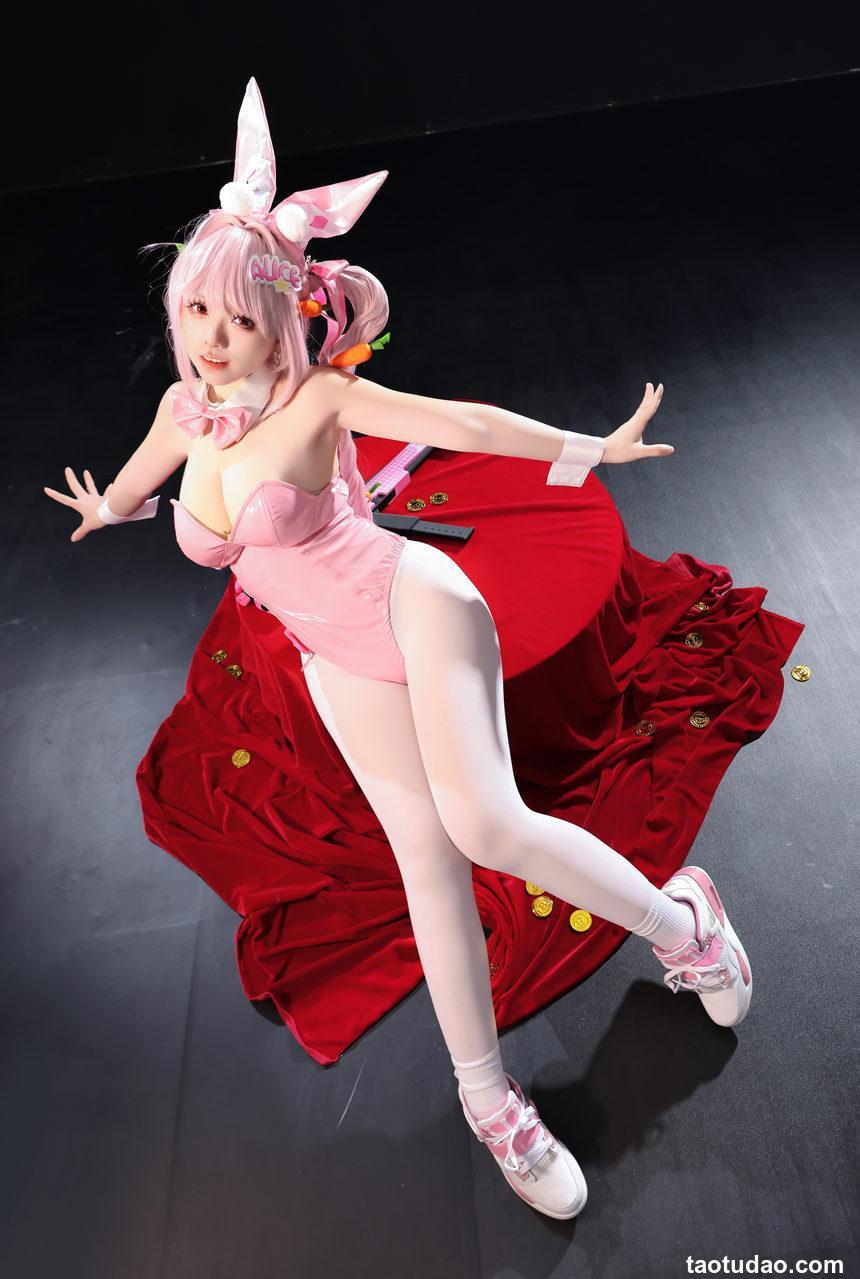 G44不会受伤 – NO.118 爱丽丝兔女郎[15P-117.6M]