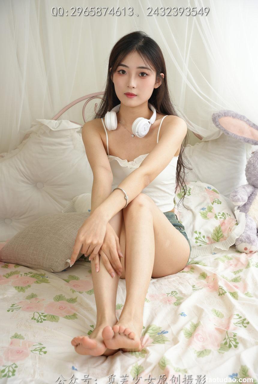 [觅芙少女]NO.060 晓晓-今天阴天又怎样，我可以做你的小太阳[199P+1V／3.59GB]