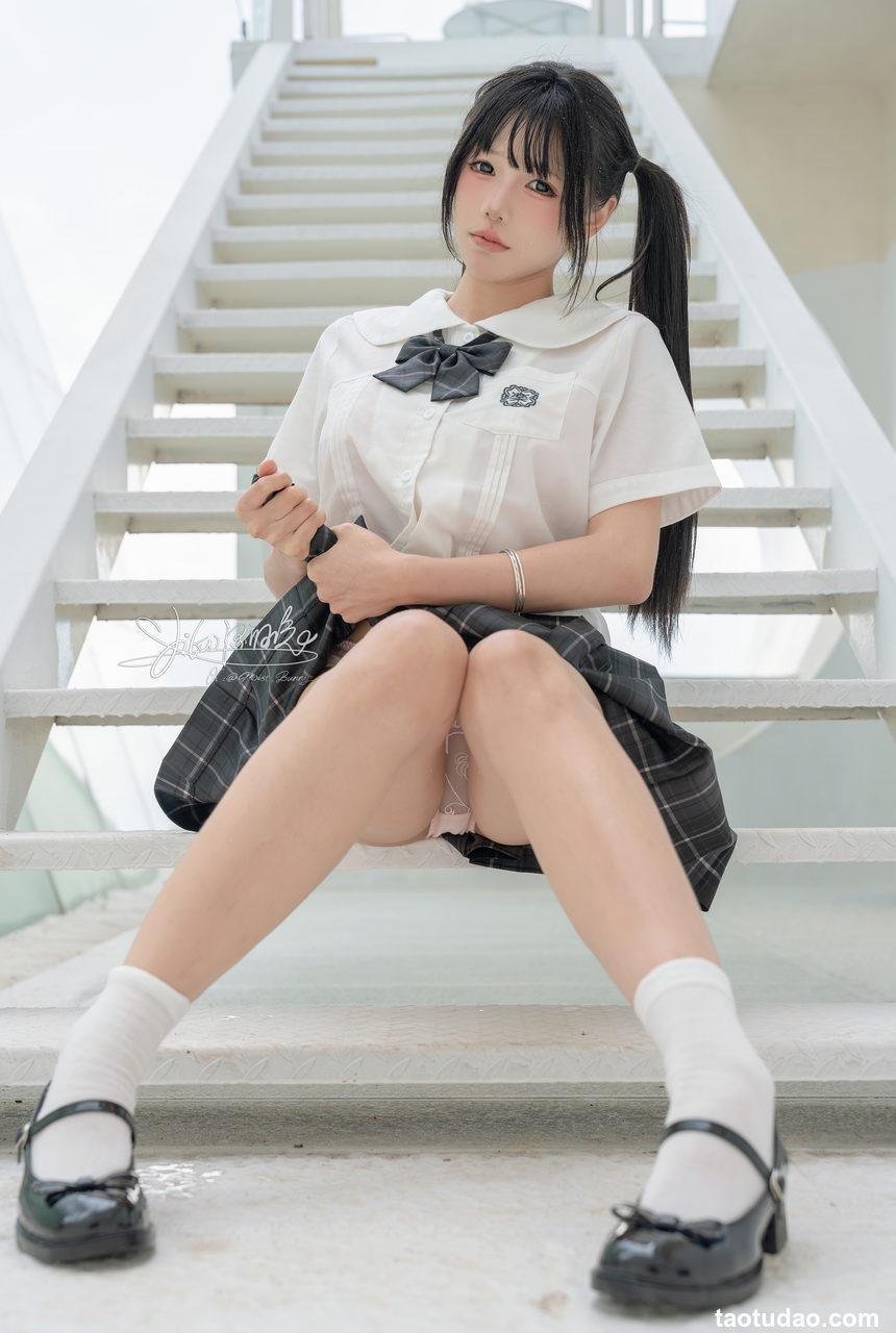 咬一口兔娘-雨后小故事&B WITH B[90P+1V-1.72G]