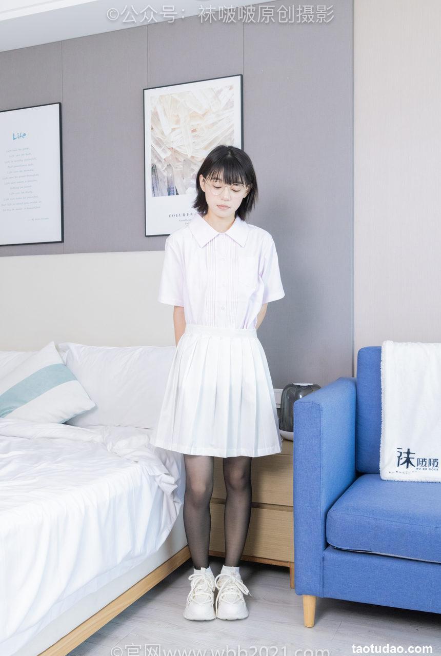 [BoBoSocks袜啵啵]NO.449 糯米 运动鞋、白棉袜、黑丝[148P+1V／7.58GB]