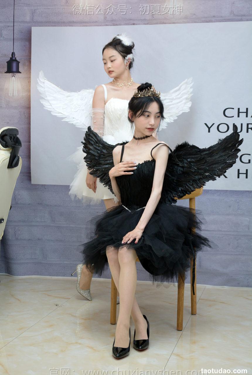 初夏女神 NO.207 柒柒、双双 黑白天鹅[90P+1V／4.28GB]