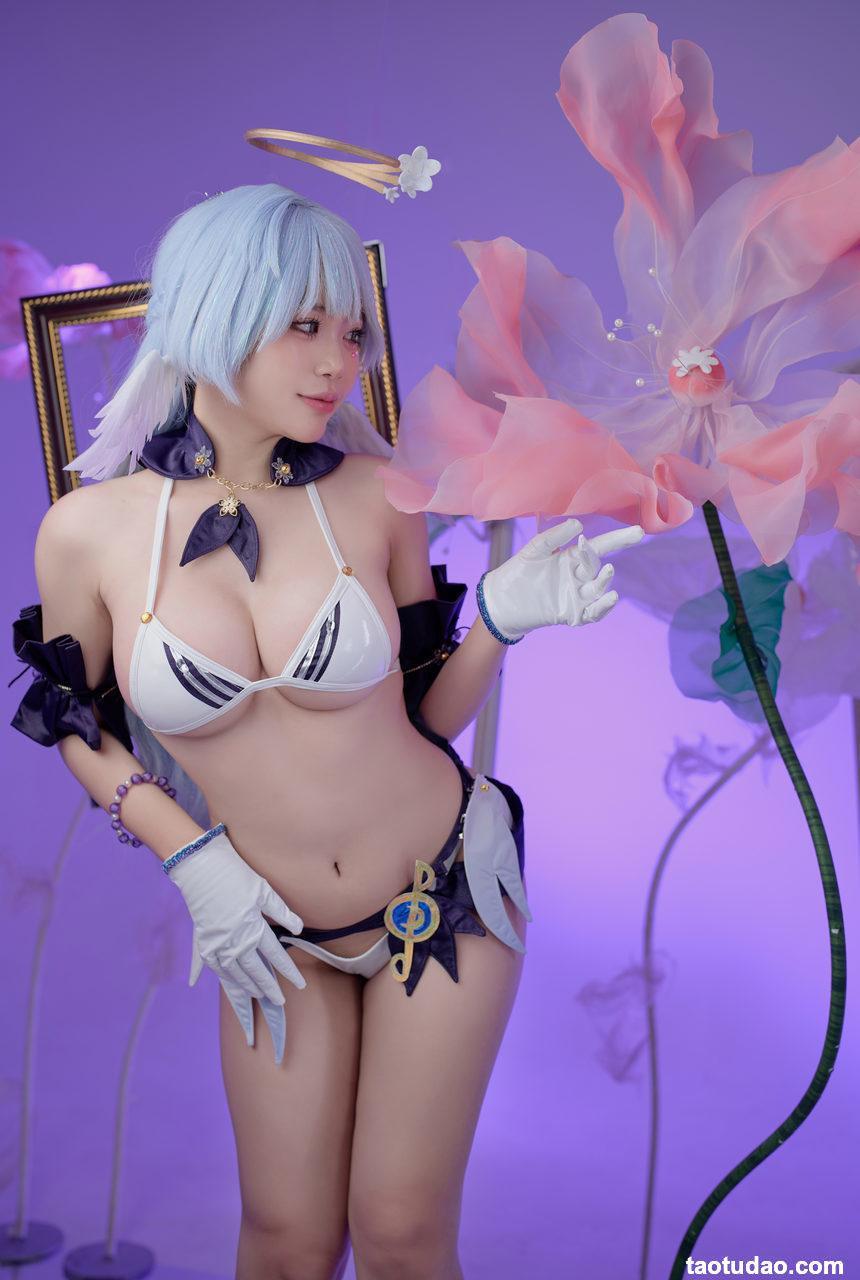 ZinieQ - 崩坏 - 知更鸟 [35P+10S - 287MB]