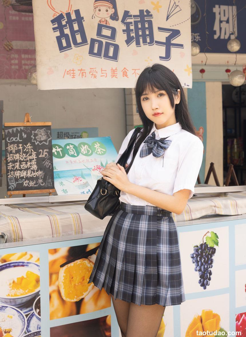 不呆猫 – 泳衣jk学妹[59P-1V-1.3G]