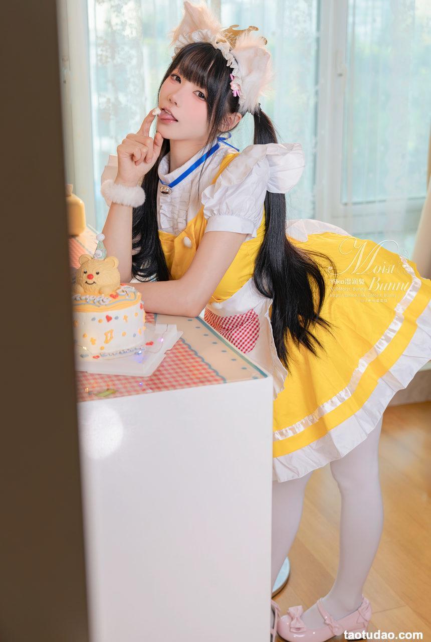 咬一口兔娘(Yiko湿润兔) – 诞生日限定 『兔子味蛋糕』[114P+3V-2.95G]