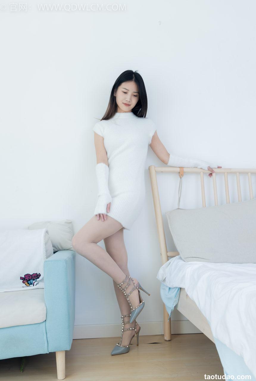 物恋传媒 NO.2214 铃铛-发如雪[150P-1V-2.93G]