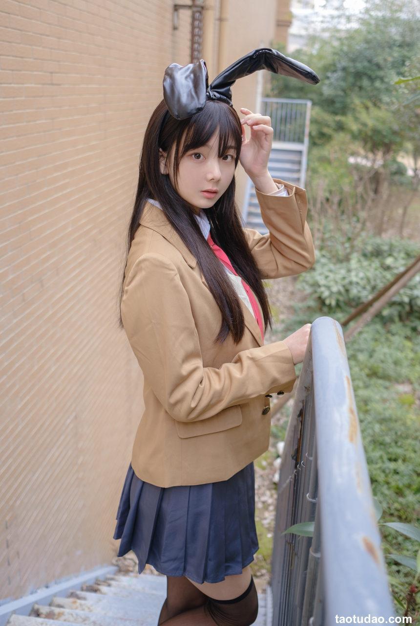 森萝财团赤西夜夜 - 万元私定 麻衣学姐恋足 [87P+1V-3.06GB]