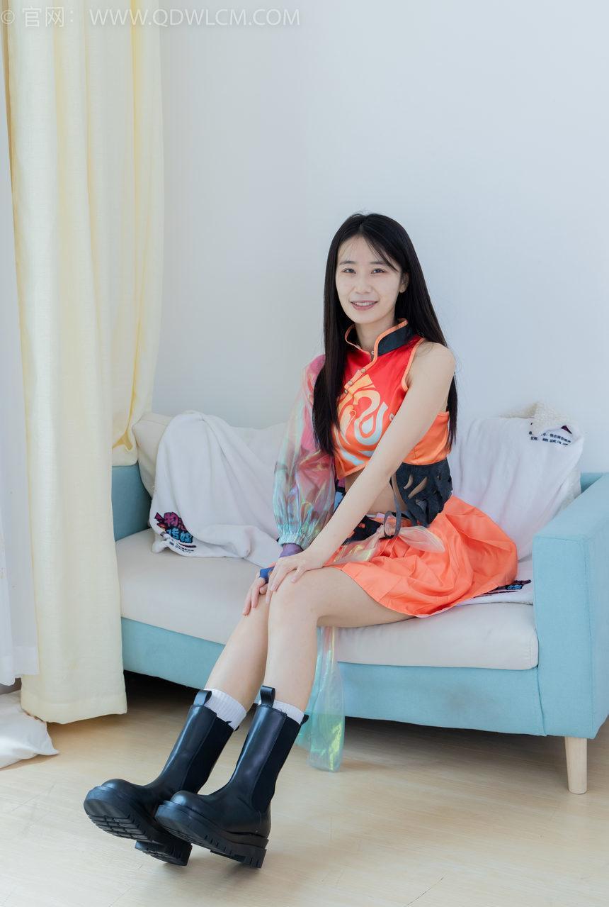 物恋传媒 No.2050 菜菜-枫叶黄 [150P1V-4.50GB]