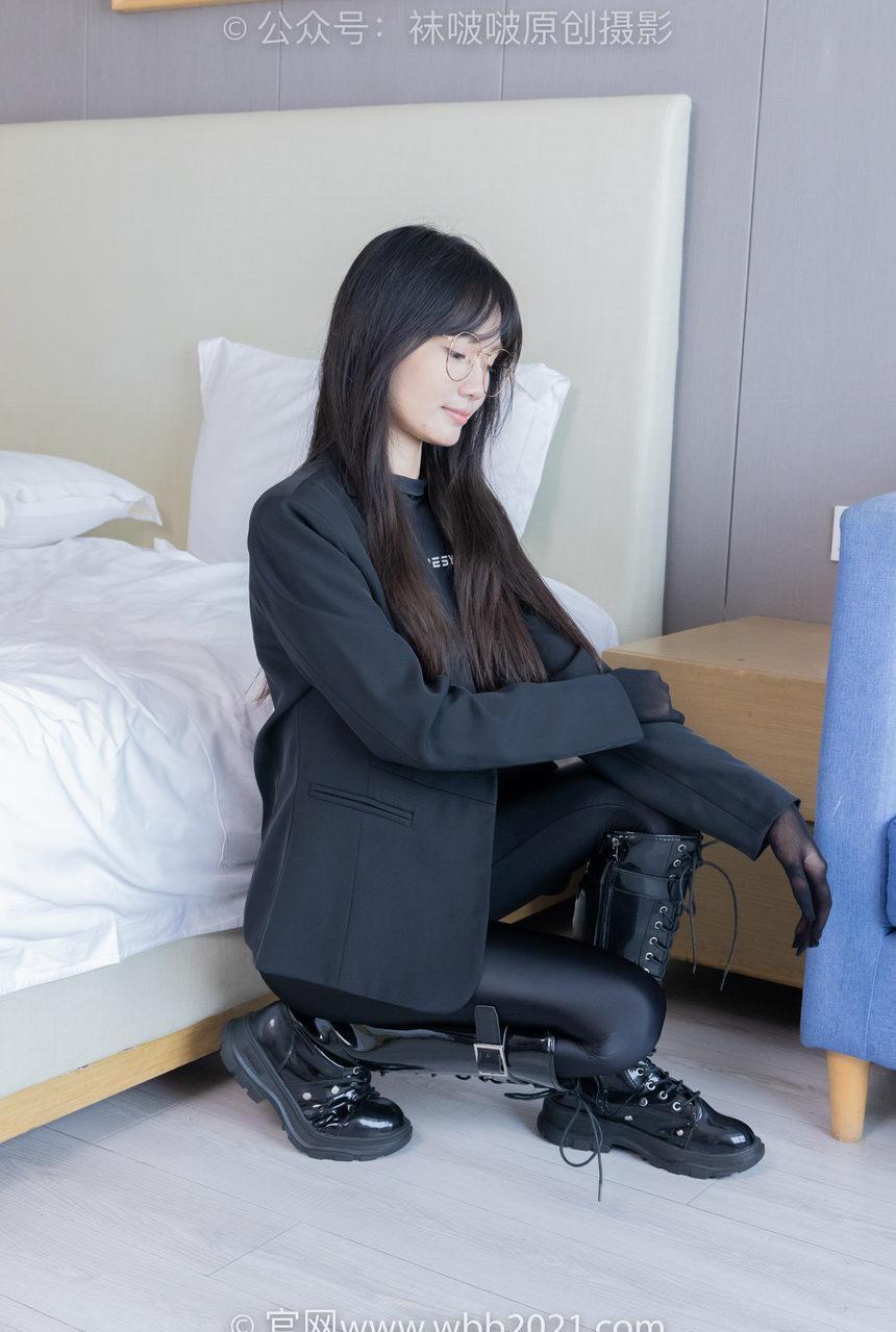 [BoBoSocks袜啵啵]NO.423 甜甜圈-长靴、黑丝、连体衣裤里丝[145P+1V／6.77GB]