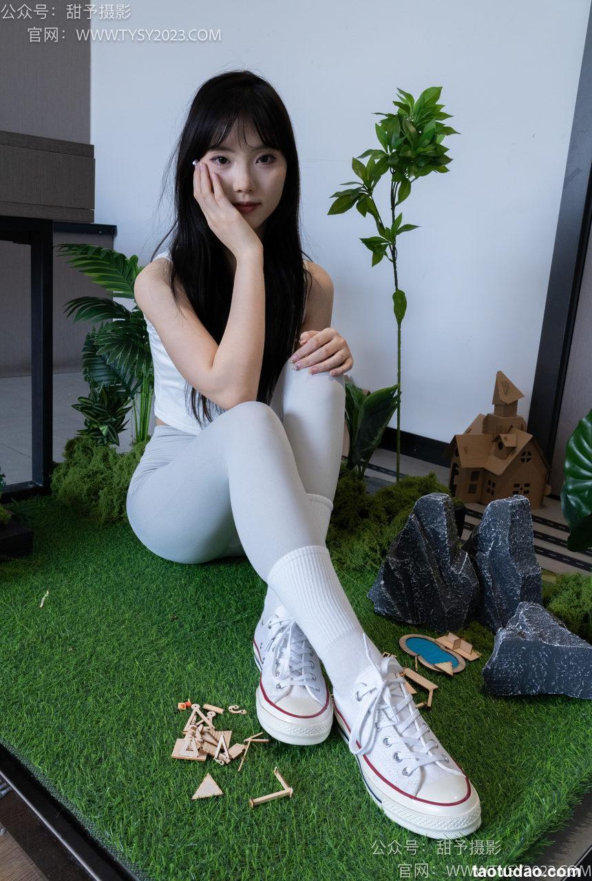 甜予摄影 NO.104 璇璇-帆布鞋、白棉袜、裸足、小人国剧情[134P+2V／10.2GB]