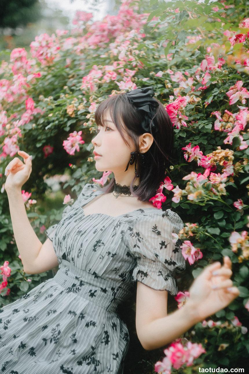 ElyEE子 –  2024年08月订阅 (3套)[110P-9V-743.6M]