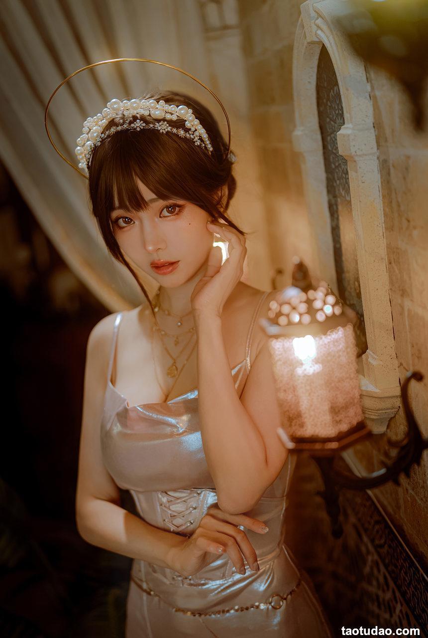 ElyEE子 – 2024年11月.November-Tier 4 [70P10V-300MB]