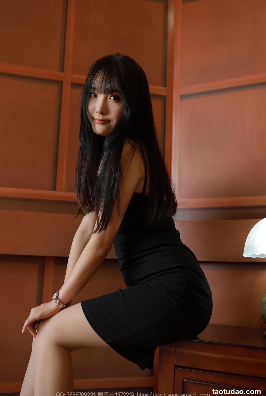 [IESS异思趣向] 2024.09.22 丝享家 1852 婉萍《黑色礼裙（上）》[93P-66.8M]