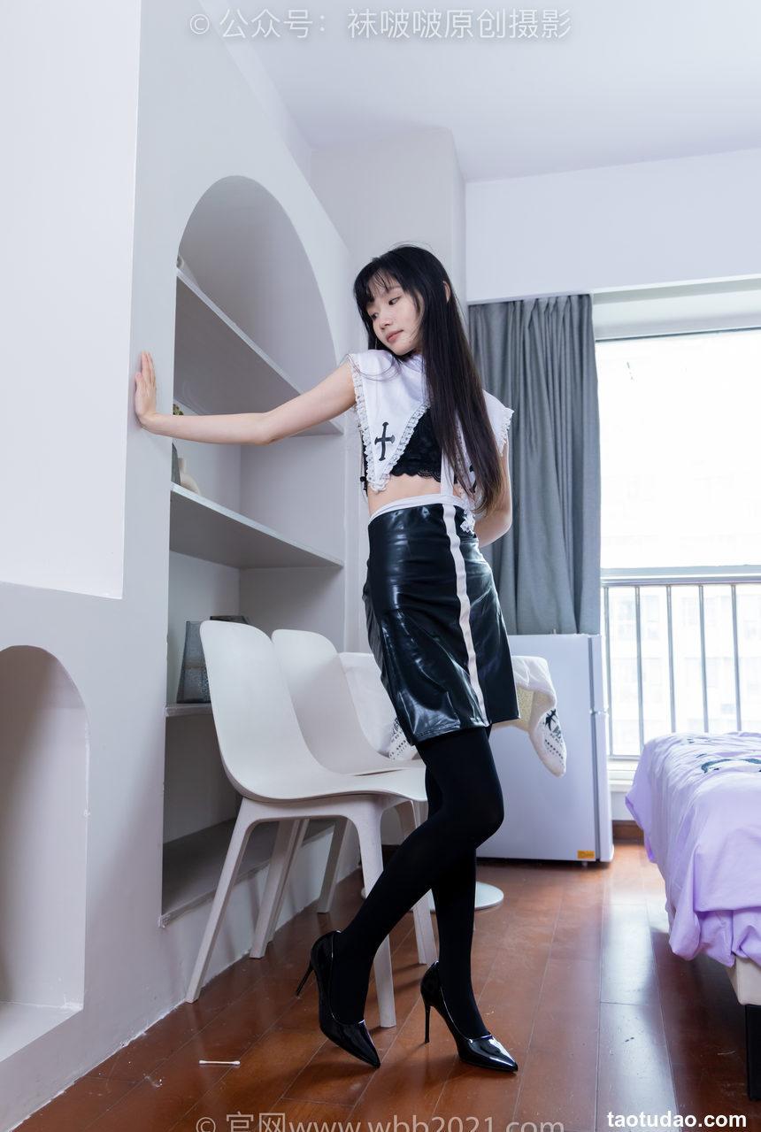 [BoBoSocks袜啵啵]NO.477 甜甜圈 高跟鞋、高跟凉鞋、厚黑丝、白丝、裸足、穿鞋和丝袜踩小汽车小人军团巨大娘剧情[150P+1V／6.50GB]