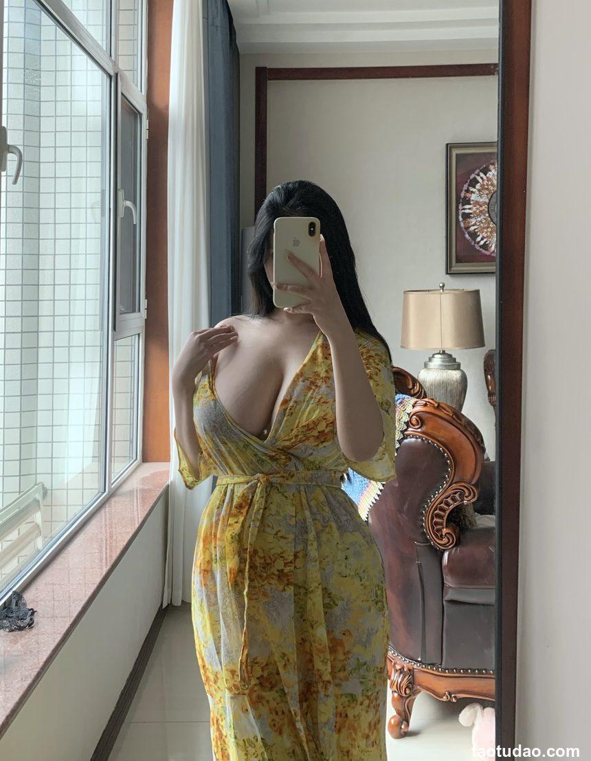 玫玫mm - 黄色战袍[5P+2V-84MB]