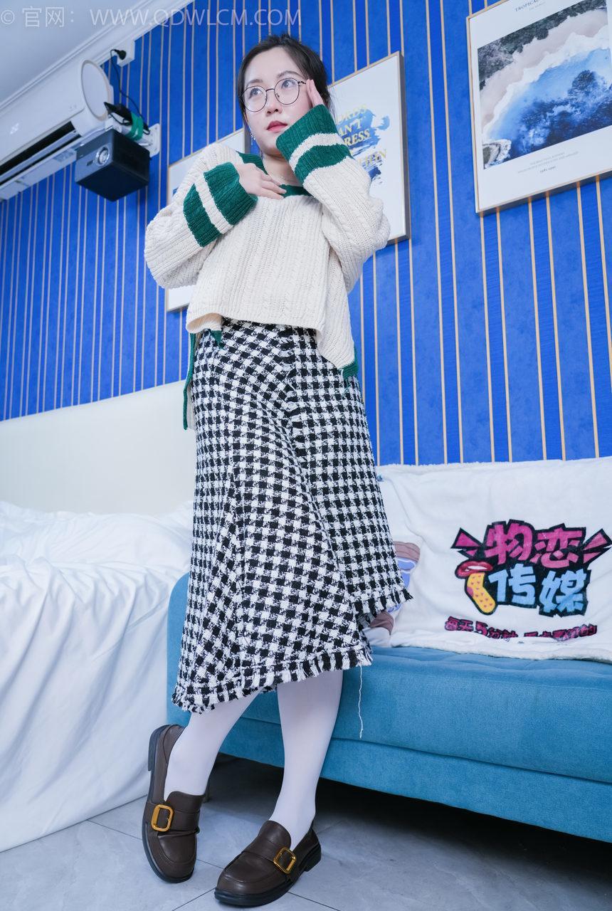 物恋传媒 NO.2020 川川-快乐简单[150P-1V-5.57G]