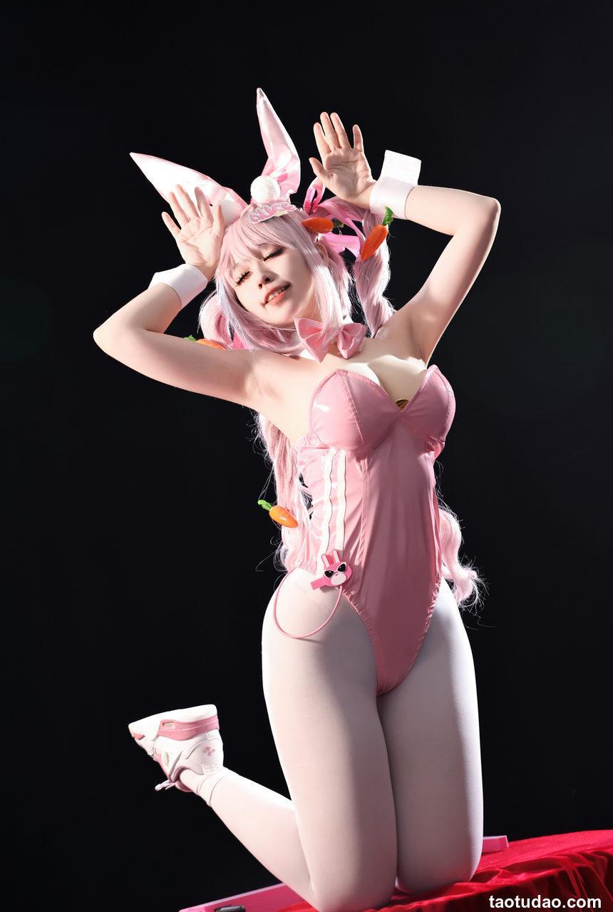 G44不会受伤 – NO.118 爱丽丝兔女郎[15P-117.6M]