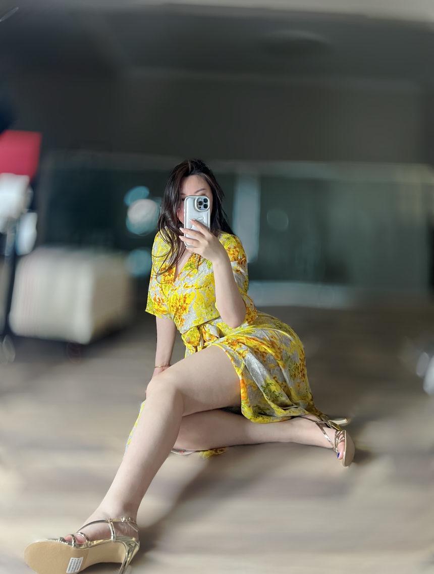 MIYA - 黄色战袍 [11P-50MB]