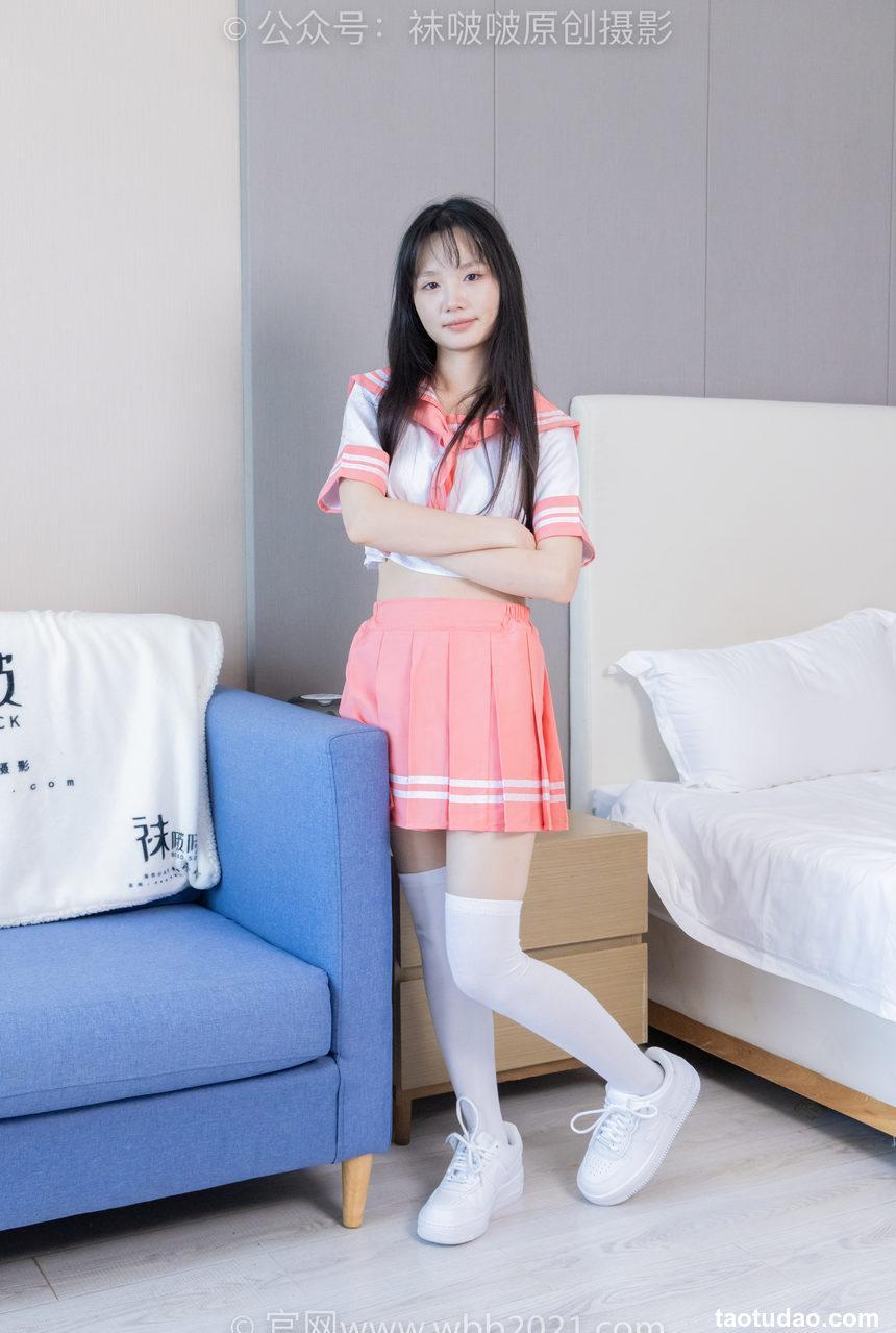 [BoBoSocks袜啵啵]NO.429 甜甜圈-板鞋、白棉袜、过膝白棉袜[159P+1V／7.22GB]