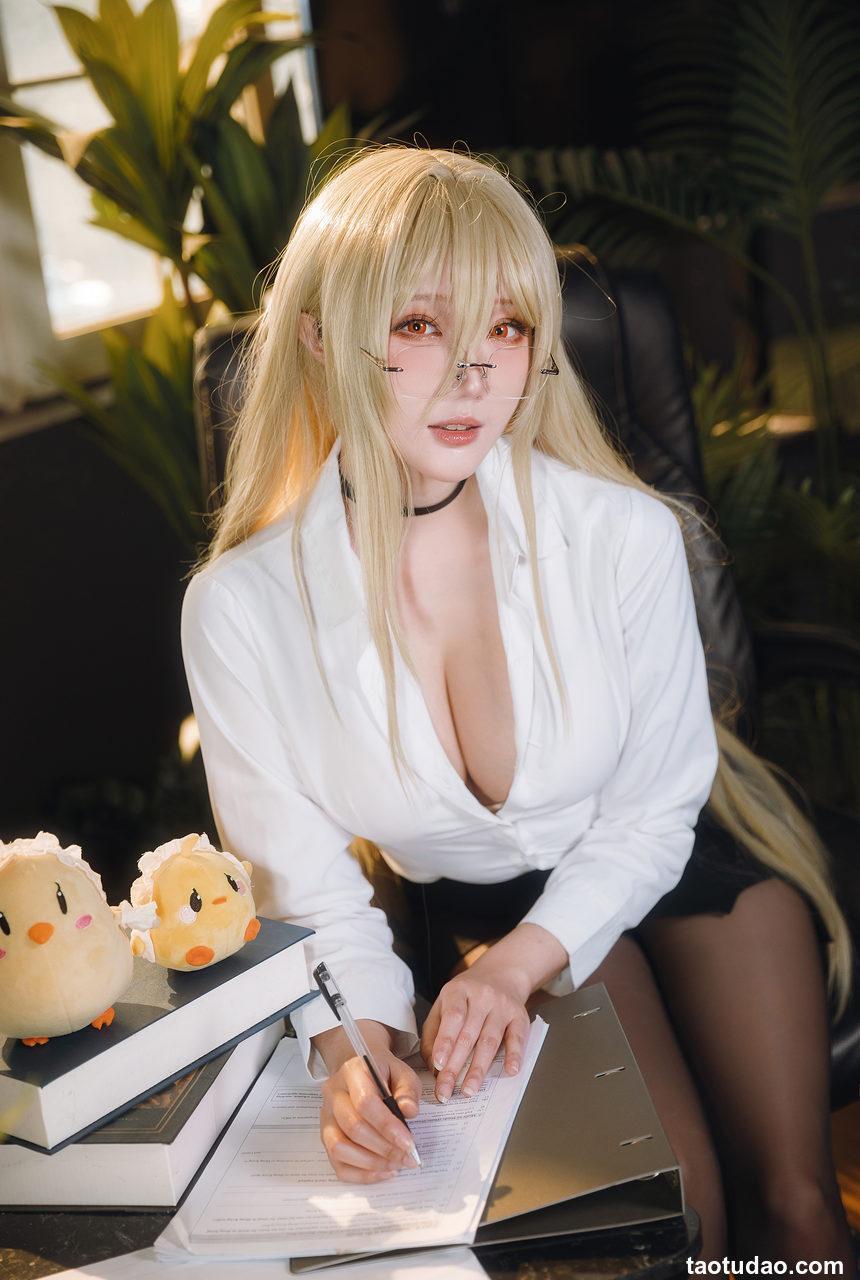 瓜希酱-虹色-冤仇·办公室的意外[30P-107MB]