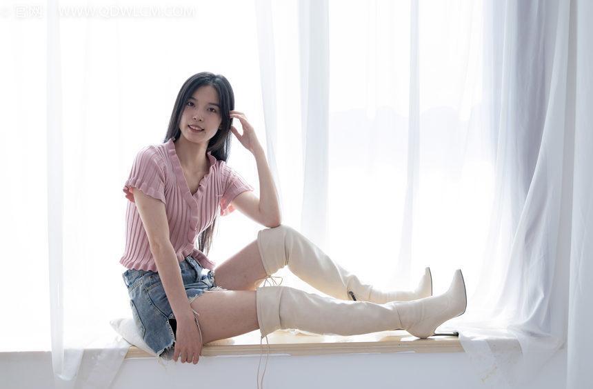 物恋传媒 NO.2023 茯苓-不染一尘[180P-1V-4.08G]