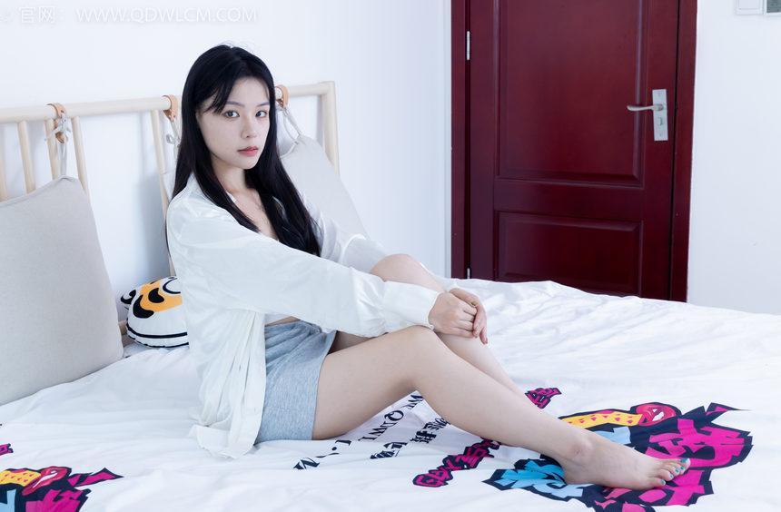 物恋传媒 No.2051 舒舒-一地白雪 [150P1V-3.95GB]