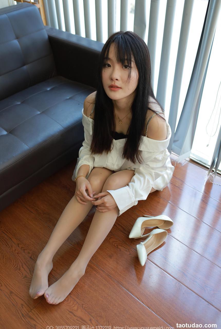 [IESS异思趣向] 2024.08.26 丝享家 1829 婉萍《一字肩衬衣》[90P-72.6M]