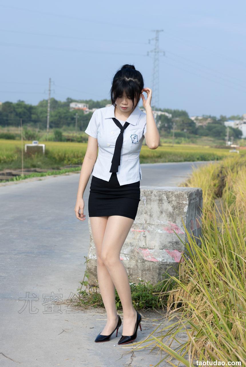 [尤蜜丝]穿搭写真 NO.124[72P+1V／899MB]