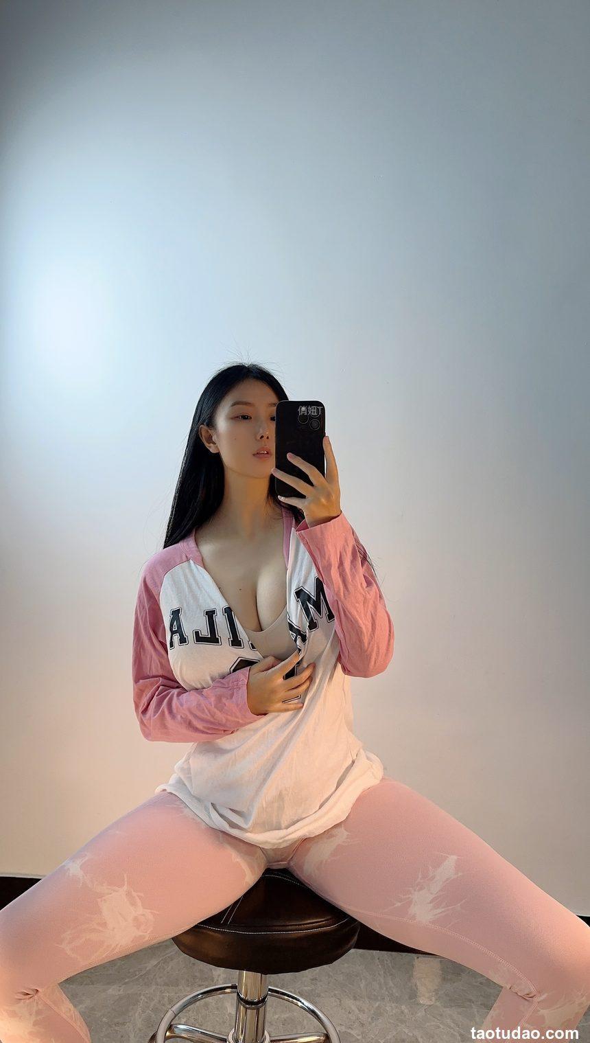 俏妞qiaoniuTT - 瑜伽裤 [34P-161MB]