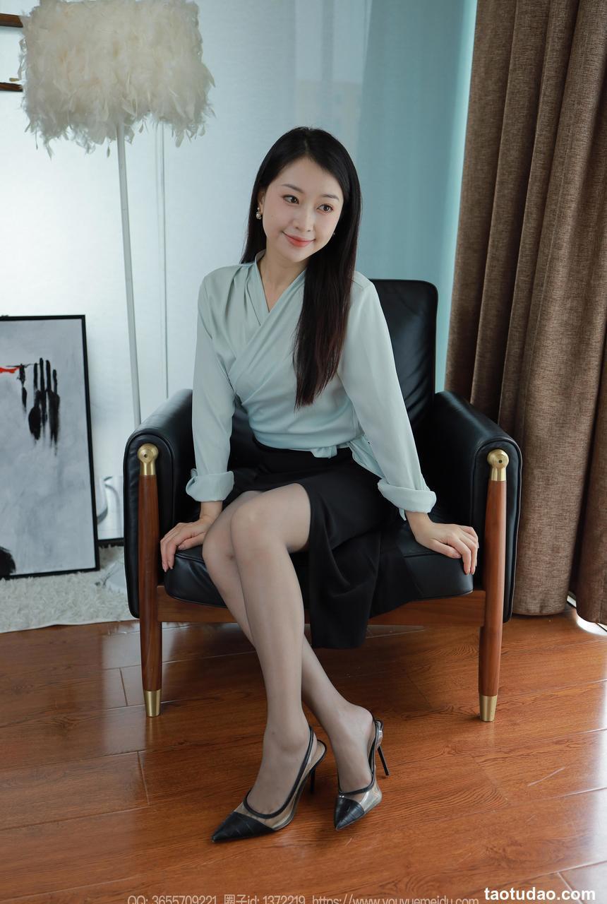 [IESS异思趣向] 2024.07.14 丝享家 1793 小婕《灰色丝》[87P-74.7M]