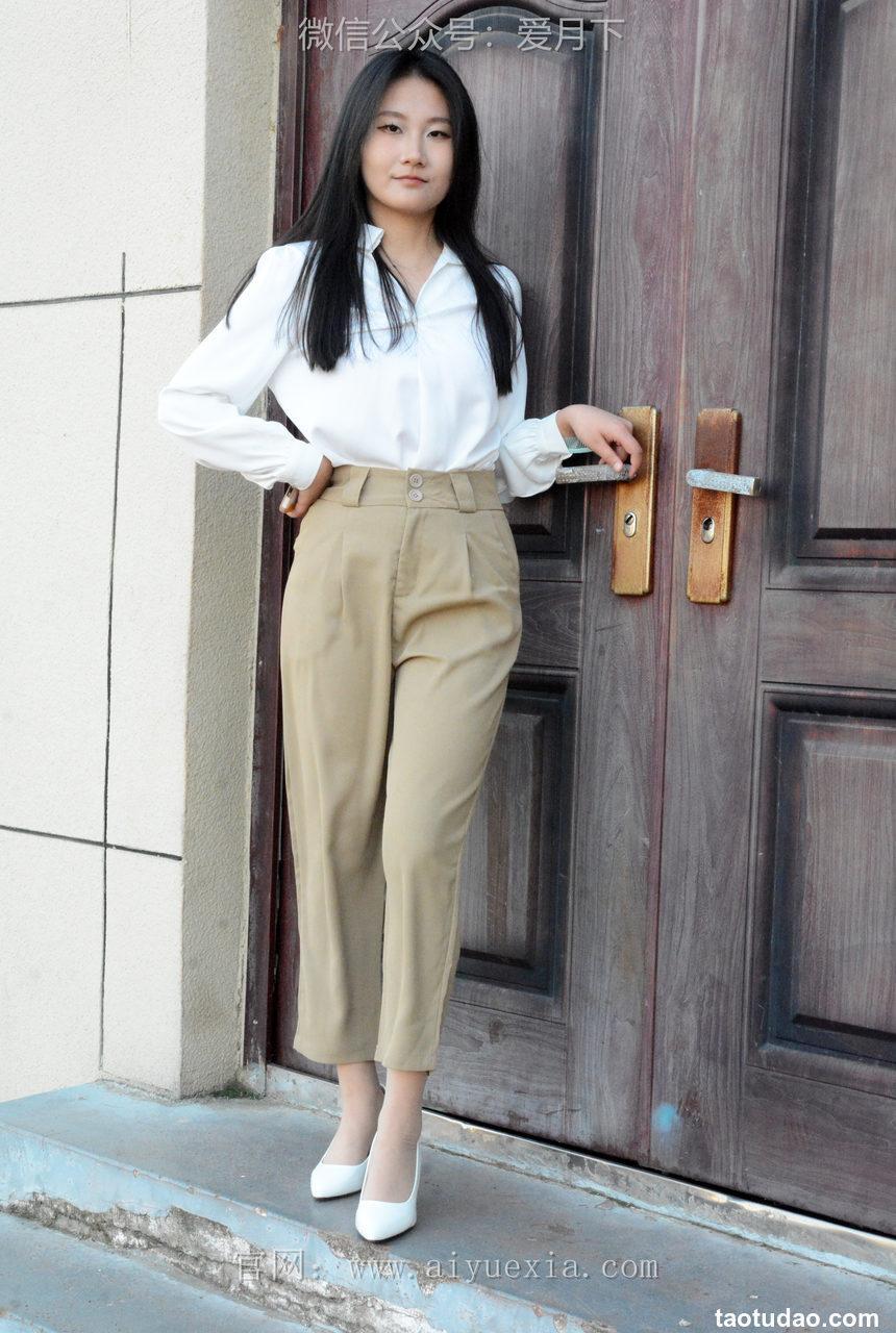 月下摄影 NO.005 恰恰~生活套装 展示一下平时去工作中使用的工作装。略显成熟！[130P+1V／5.81GB]