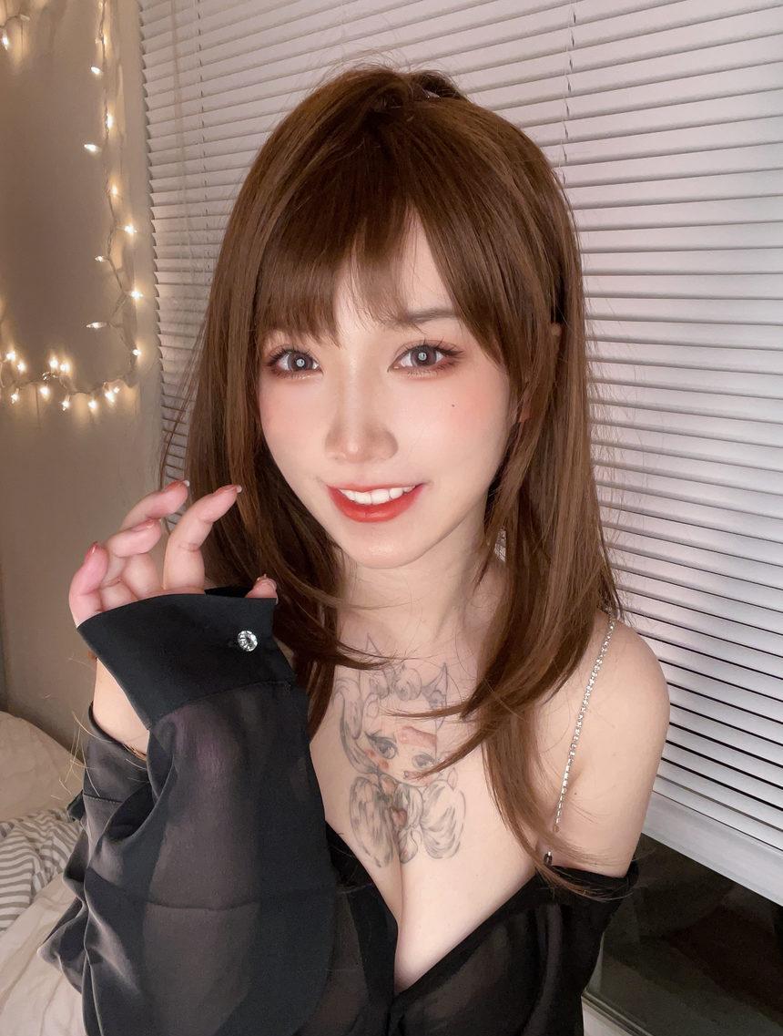 狐洛洛子-居家女友[24P-31MB]