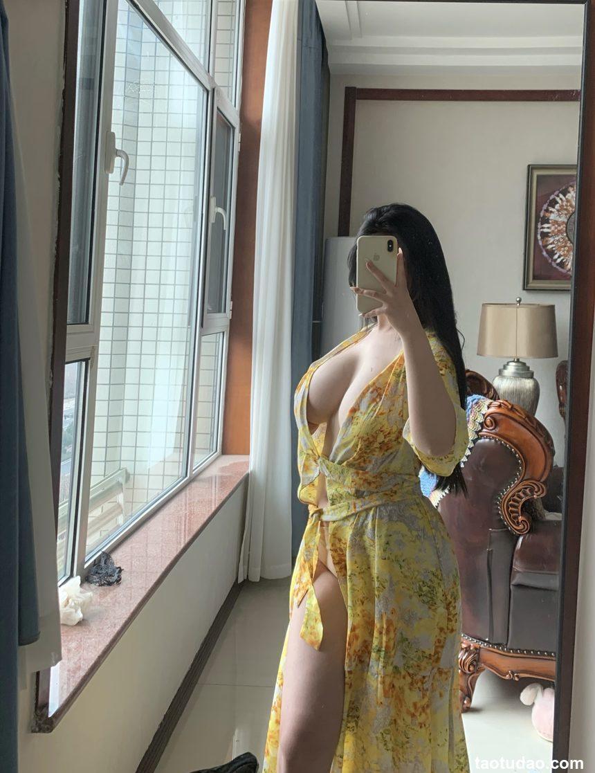 玫玫mm - 黄色战袍[5P+2V-84MB]