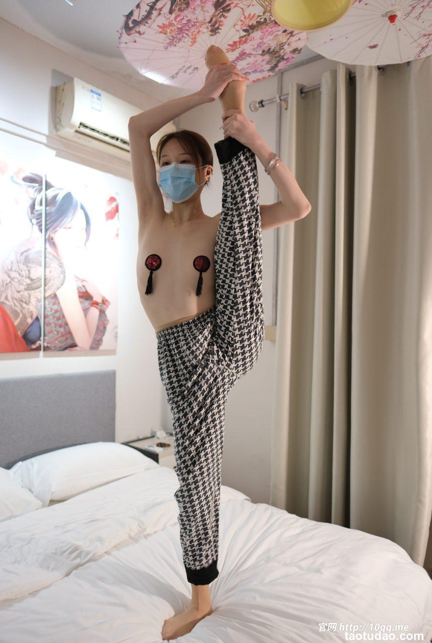 [ROSI口罩系列]2024.11.05 NO.3068[100+1P／184MB]