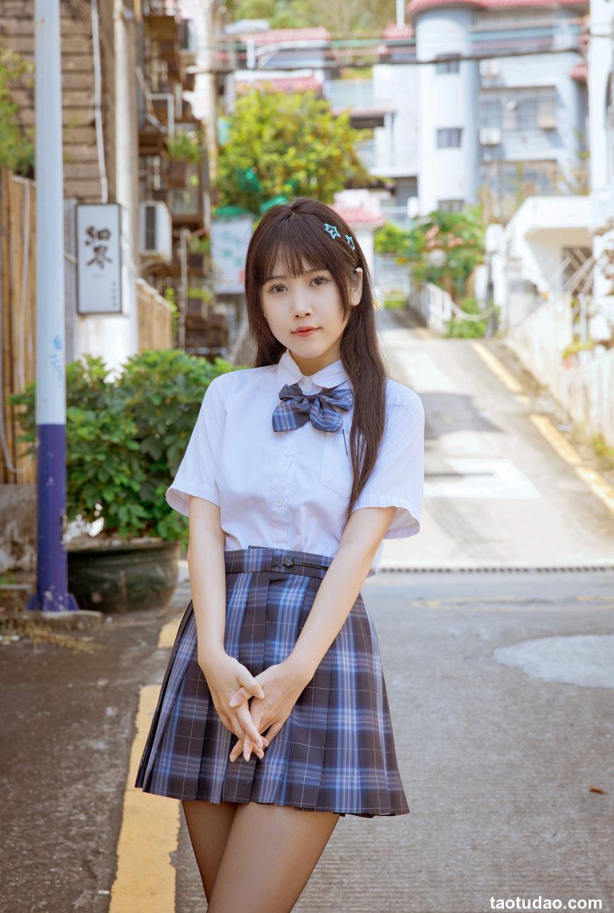 不呆猫 – 泳衣jk学妹[59P-1V-1.3G]