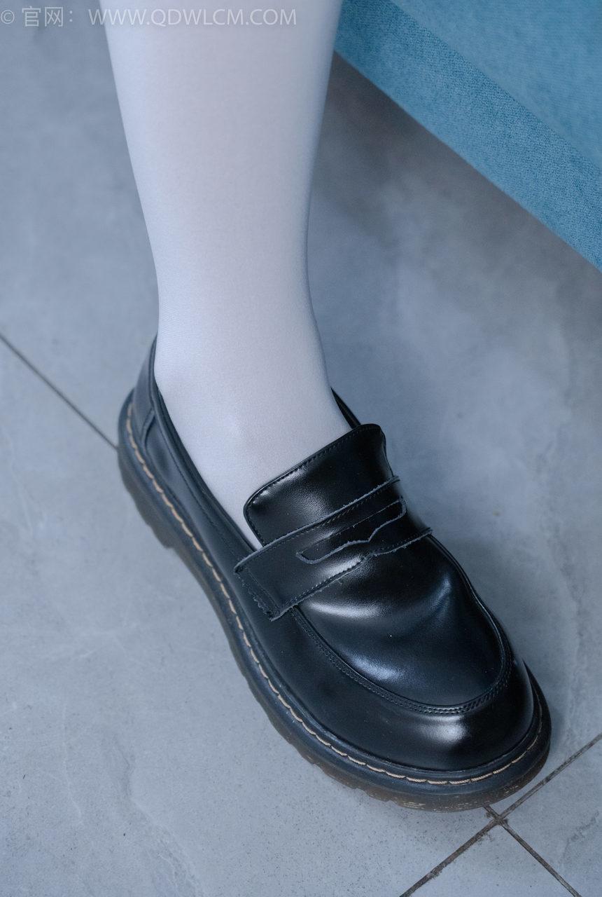 物恋传媒 NO.2035 川川-温柔降临（盲盒1）[160P-1V-7.29G]