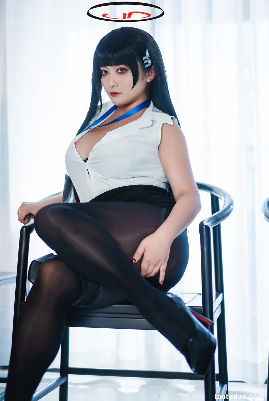 洛璃 LoLiSAMA –  蔚蓝档案 莉音[72P-1V-1.06G]