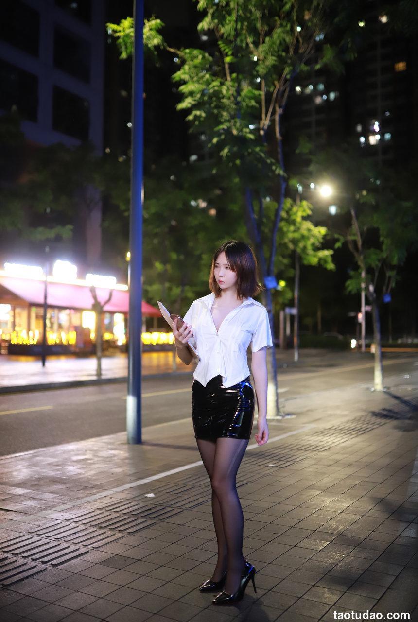 上杉绘黎落-原创-被人跟踪[101P-655MB]