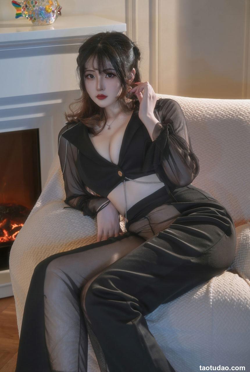 Natsuko夏夏子-朦胧OL[53P+1V-733MB]